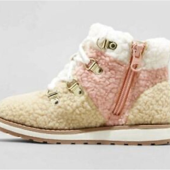 🟣 Cat & Jack Toddler Winter Boot - Picture 2 of 9